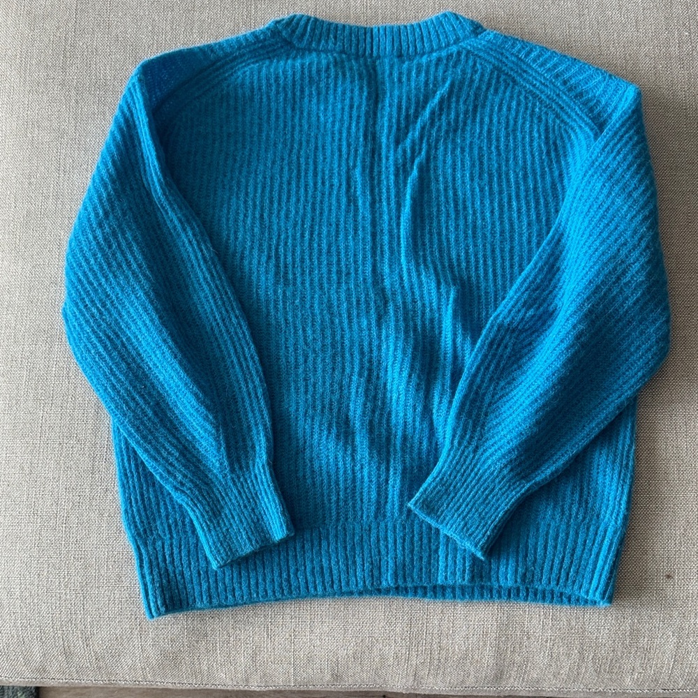 Everlane Alpaca Crew Women's Sweater - Picture 3 of 4